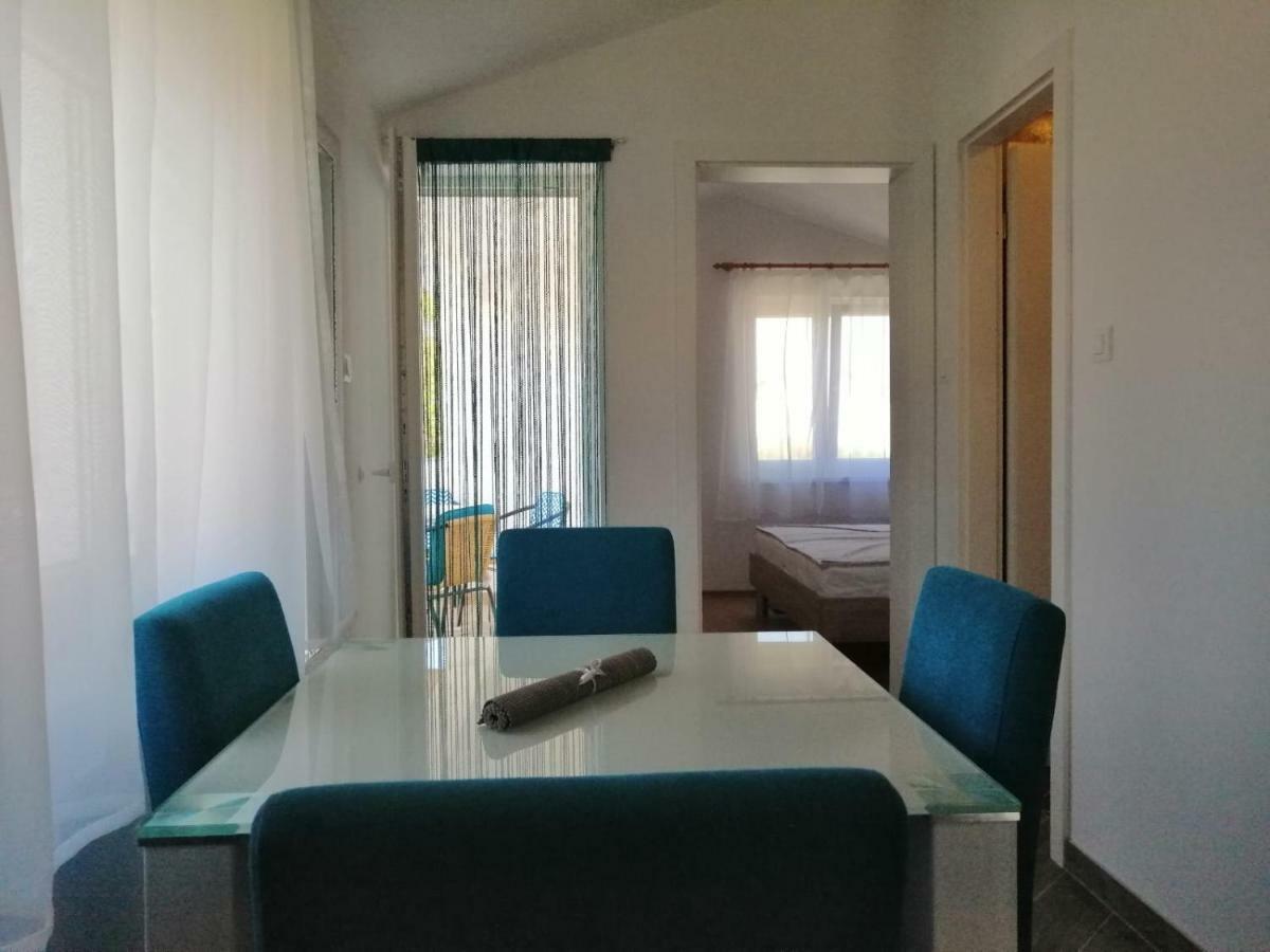 Apartments Ruzmarin Vrsi Eksteriør bilde
